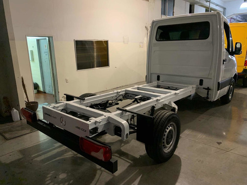 Imagen 5 de 8 de Mercedes-benz Sprinter 416 Cdi Chasis 3665
