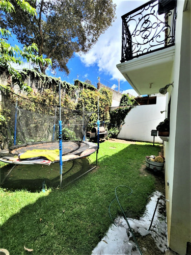 Imagen 18 de 27 de Vendo Hermosa Casa Ubicada En Sector Exclusivo De Alta Plusvalía, Excelente Estado