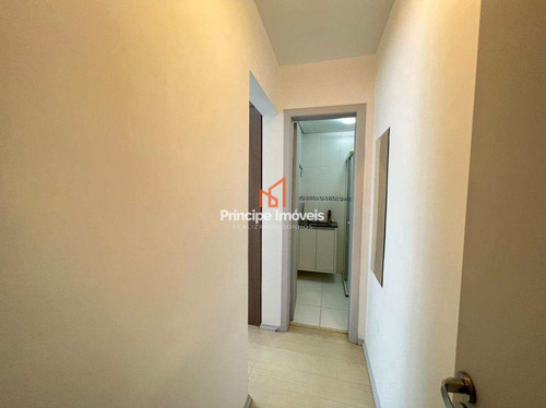 Imagem 17 de 30 de Apartamento Com 2 Dormitórios No Santo Antônio - V231