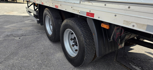 Volvo Vm 270 Leito Bau Aluminio 16 Paletes Ano 2021