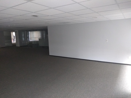 Imagen 17 de 30 de Anzures Oficina Para Una Persona En Penthouse Renta