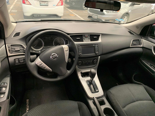Imagen 8 de 13 de Nissan Sentra 1.8 Sr Navi Aut Ac 2016