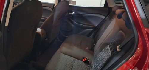 Imagen 14 de 15 de Chevrolet Tracker Ls Tm 2021