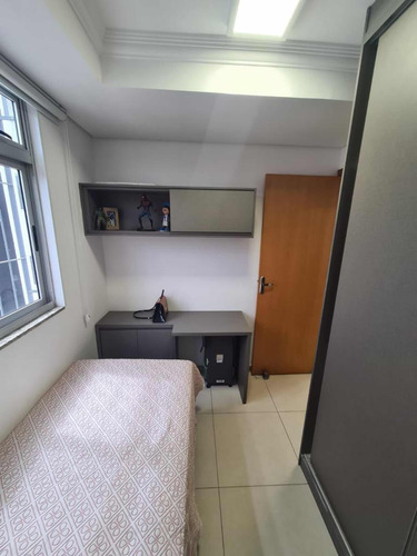 Apartamento Cobertura Duplex Com Sol Da Manhã/tarde, Rua Silenciosa E Vista Livre, 3 Quartos, 3 Banheiros(2 Suites) E 2 Vagas De Garagem Cobertas E Mobiliado Pronto Para Morar!!!