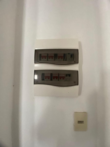 Vendo Casa Amplia Y Luminosa 3 Dormitorios, 3 Baños, Amplio Terreno Con Piscina. Medanos De Solymar A 3 Cuadras De La Playa