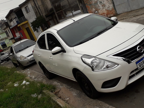 Nissan Versa 1.0