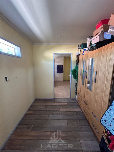 Casa En Venta De 4 Dorm. En Curicó