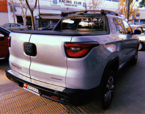 Imagen 6 de 14 de Fiat Toro Freedom 2.0 Tdi 4x4 2016 Doble Cabina Full Cuero.