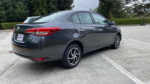 Imagen 4 de 10 de Toyota Yaris