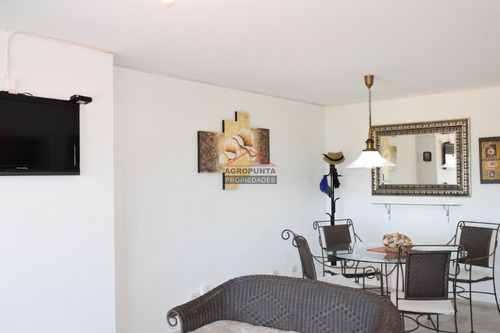Apartamento En Peninsula 2 Dormitorios- Ref: 4785
