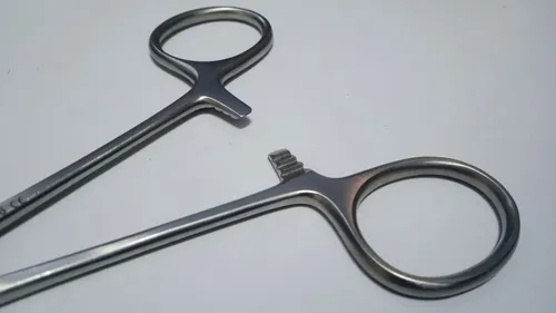 Pinza Kelly Curva De 16 Cm