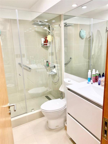 Imagen 13 de 16 de Vitacura, Se Vende Depto Full Remodelado 1 D / 2 B