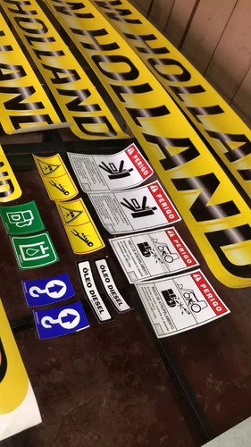 Adesivos Para Retroescavadeira N H B110b - Faixas Decalque