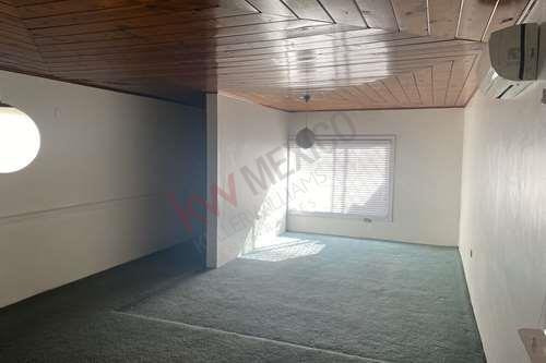 Imagen 12 de 25 de En Renta Acogedora Casa En Esquina Con Amplio Terreno En Col. Independencia