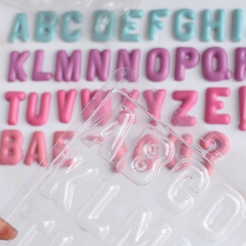 Imagen 3 de 8 de Set De 2 Moldes Letras Y Signos Parpen