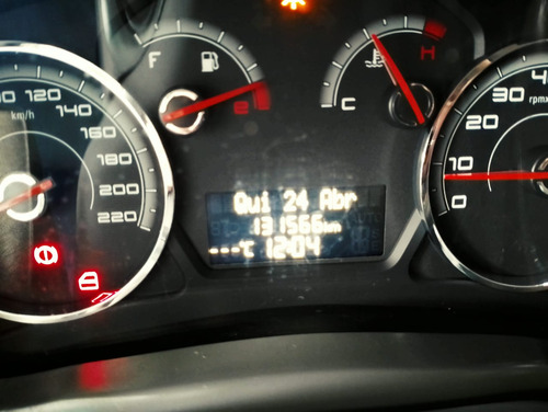 Fiat Palio Fiat Palio Essence 1.6 16V (Flex)
