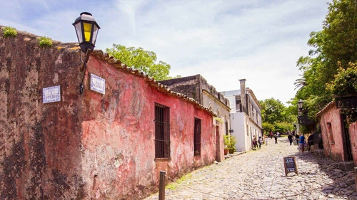 Excursion A Colonia