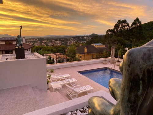 Imagem 3 de 4 de Lindo Sobrado - Residencial Alpha 8! - So0727