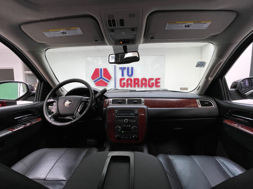 Chevrolet Suburban D Piel Aa Dvd Qc 4x4 Aut De aniversario