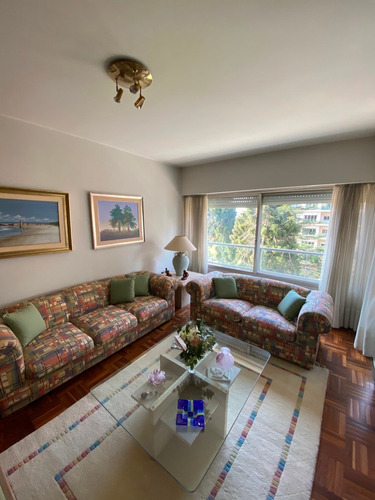 Imagen 9 de 11 de Espectacular Apartamento De 4 Dormitorios En Villa Biarritz