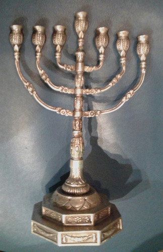 Antiguo Candelabro Menora Judaica Plata Maciza Hanuca