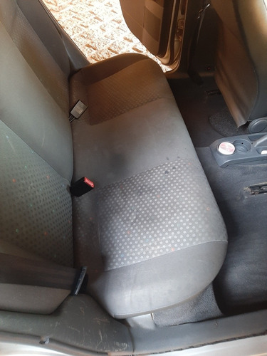 Imagem 3 de 6 de Volkswagen Polo Hatch 1.6