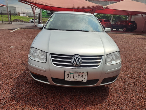 Imagen 8 de 15 de Volkswagen Jetta Clásico 2012 2.0 Sport At