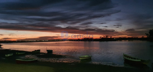 Casa En Venta Y Alquiler Zona Comercial La Barra Punta Del Este- Ref: 1205