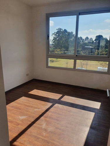 Imagen 7 de 12 de Alquiler Y/o Venta. Departamento 4 Ambientes. Excelente Estado Nordelta Pto Escondido.