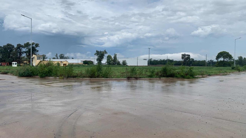 Unico Terreno Industrial Dueño Directo En Pir Moreno