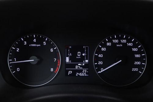 Imagen 8 de 25 de Hyundai Creta 1.6 Safety + 2021