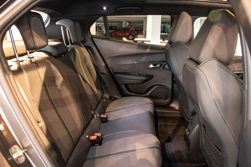 Peugeot New 2008 Gt
