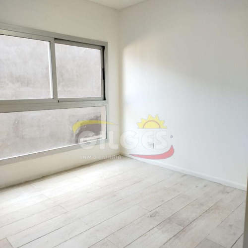 Alquiler Departamento 2 Amb. En Ituzaingó Con Cochera