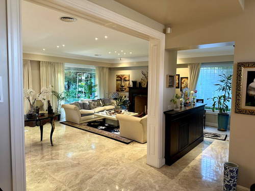 Casa En Venta En Martínez, San Isidro, G.b.a. Zona Norte
