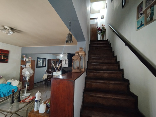 Casa 2d Y1b En Pasaje Privado, Patio Trasero Y Con Gran Cone
