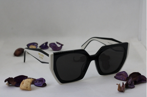 Prada Gafas De Sol Negro/blanco Spr15w Fotos Reales !! 12msi