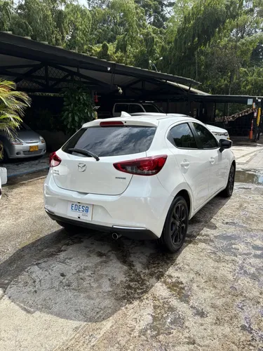 Mazda 2 Grand touring LX