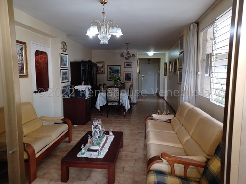 Fina Barro Vende Apartamento Terrazas Del Ávila 24-22663 Yf