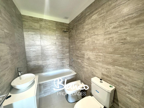 Casa En Venta En Pilar, G.b.a. Zona Norte