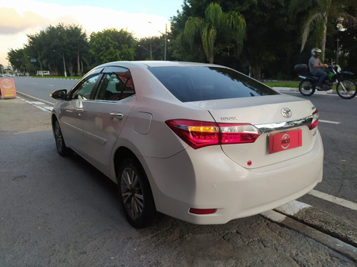 Toyota Corolla Altis 2017 2.0 Flex Completo, Automático