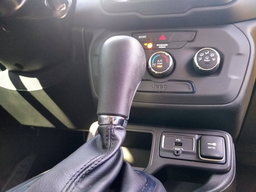 Jeep Renegade 1.8 16v Flex Sport 4p Automático