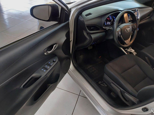 Toyota Yaris 1.3 16V FLEX XL MULTIDRIVE