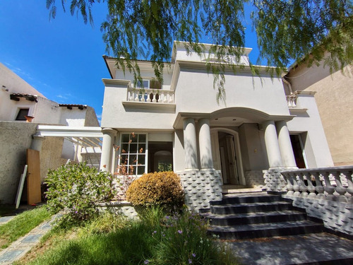 Se Vende Casa En Barrio Dalvian, Mendoza