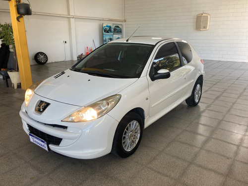 Peugeot 207 1.4 Active 75cv