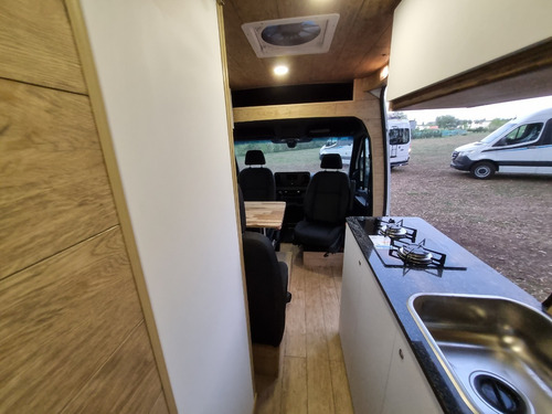 Imagen 17 de 25 de Motorhome A Estrenar, 0km Mercedes Benz Sprinter 416 4325