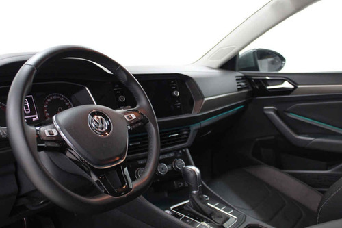 Imagen 9 de 15 de Volkswagen Jetta 2019 4 Cilindros