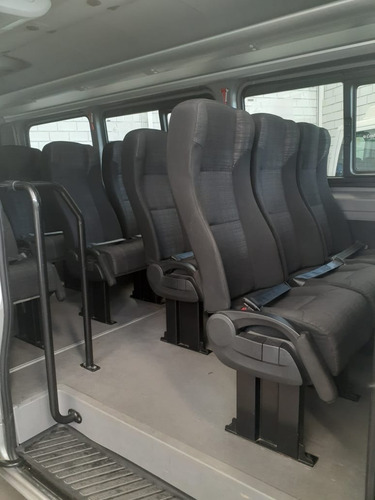 Sprinter 515 2019 Prata 20+1 Com 33 Mil Km Rodados