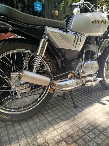 Suzuki Ax 100