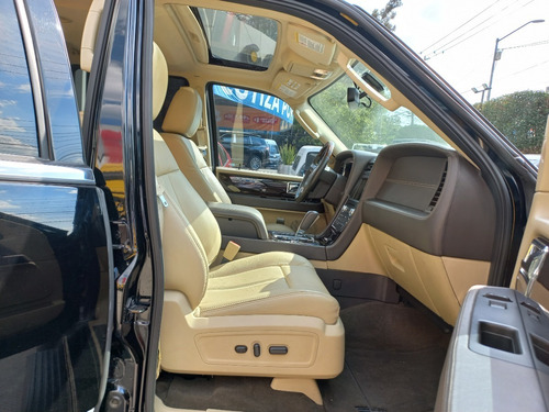 Imagen 9 de 15 de Lincoln Navigator Reserve 2016