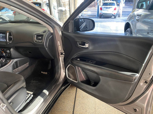 Imagen 15 de 19 de Jeep Compass 2.4 Sport 6mt. Año 2018. Unica Mano